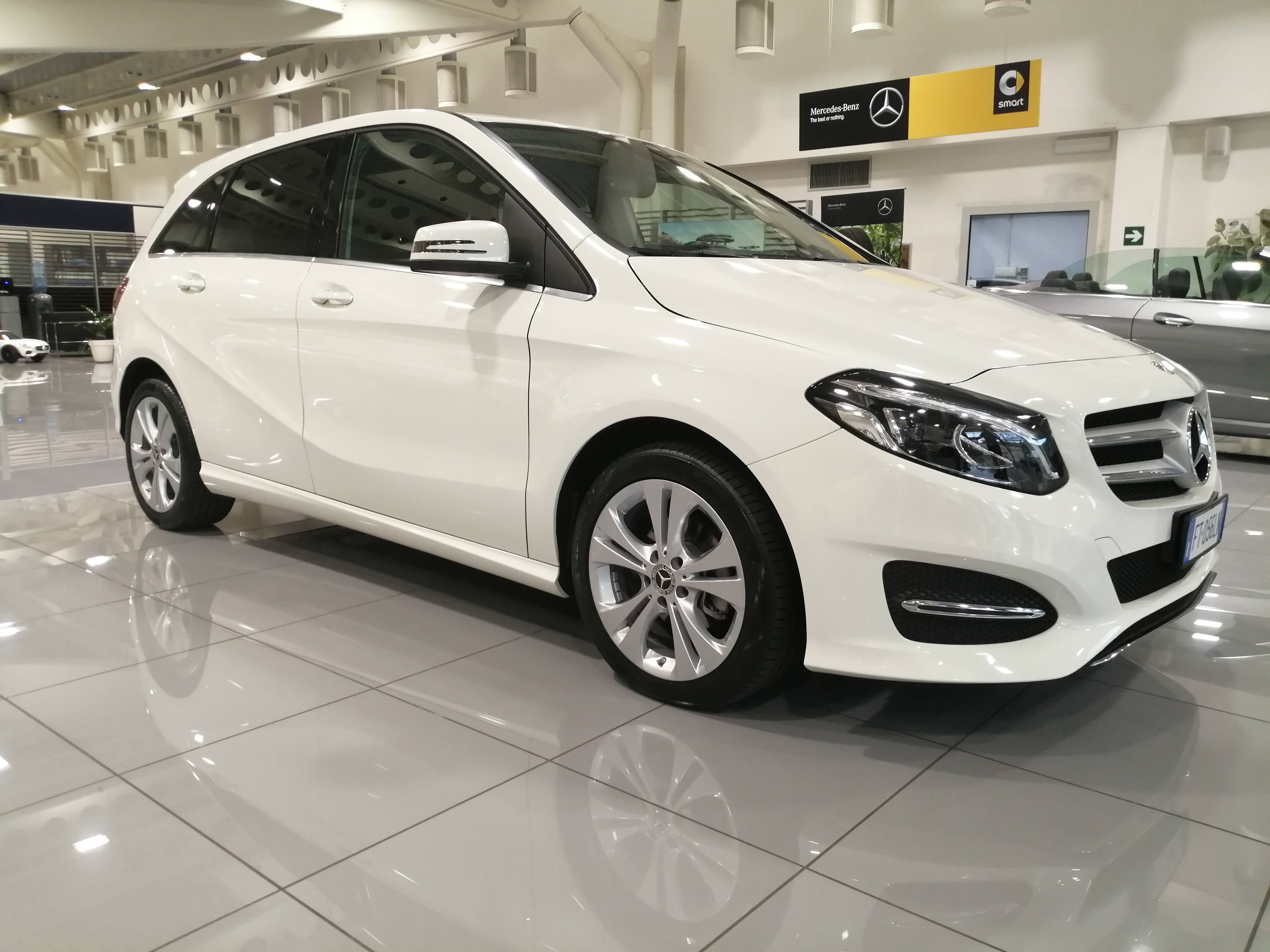 MERCEDES BENZ B 180 D AUTOMATIC SPORT - Merid